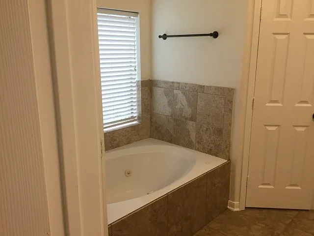 10917 Spruce Dr S — Photo 10