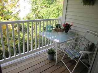 120 Mill St APT 203, Woonsocket, RI 02895