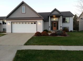 2563 Stacy St SE, Rochester, MN 55904