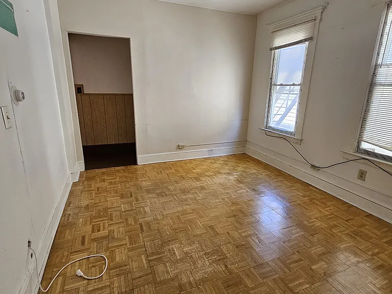 30 Fox St #2B — Photo 13
