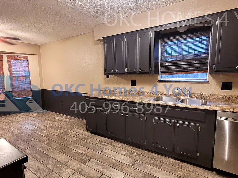 1504 Apollo Rd — Photo 8