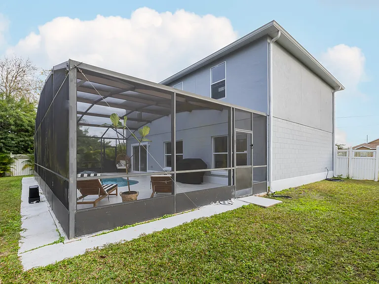 1146 Perpignan Ct — Photo 38