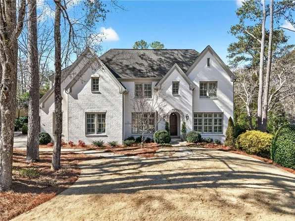 2976 Sequoyah Dr NW, Atlanta, GA 30327