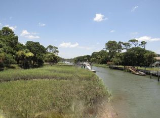 404 Wahoo Dr, Saint Helena Island, SC 29920