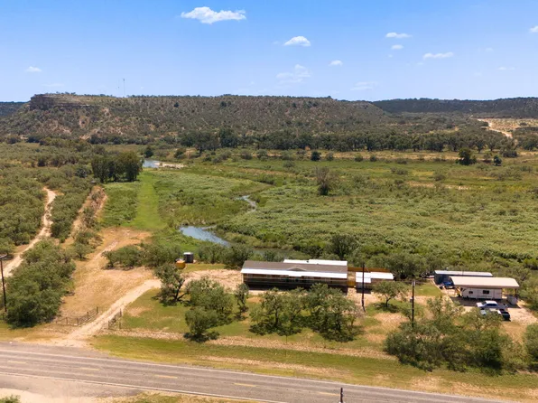 999 W Ranch Road 1674, Junction, TX 76849