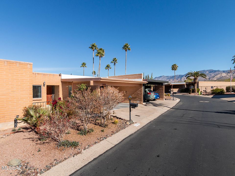 1st image of 10125 N Valle Del Oro Dr