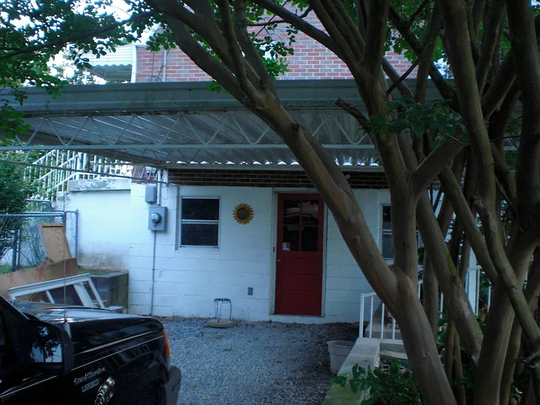 427 Rosebank Ave #C — Photo 8
