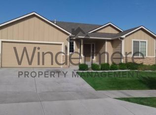 2102 S Quillan St, Kennewick, WA 99338