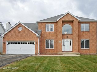 716 N Rohlwing Rd, Addison, IL 60101