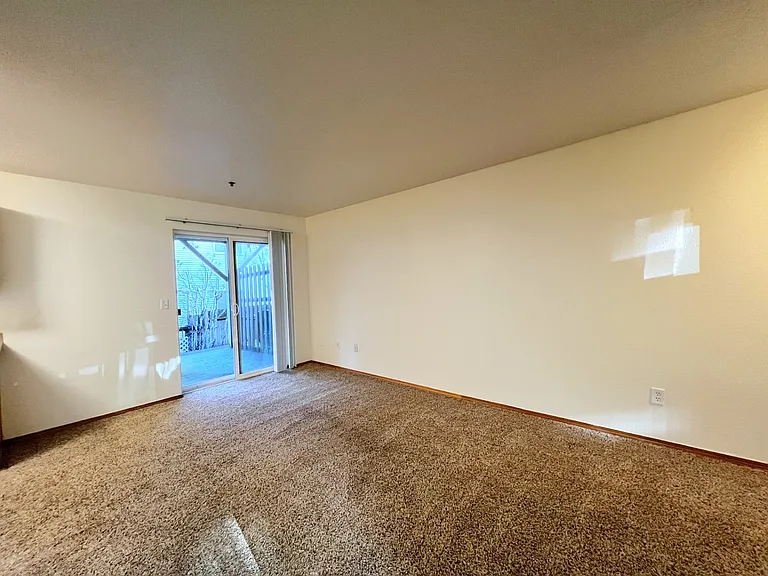 Pleasant Ridge Apartments — Photo 41