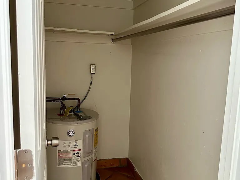 1324 NE 16th Ave #2 — Photo 15
