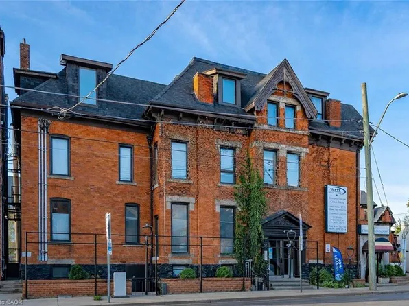 14 Forest Ave, Hamilton, ON L8N 1W8