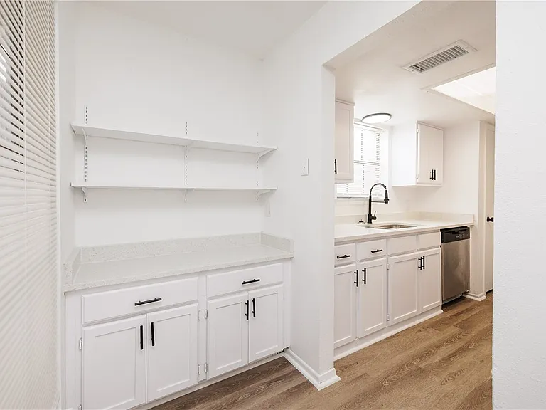 6114 Wilderock Dr #D — Photo 11