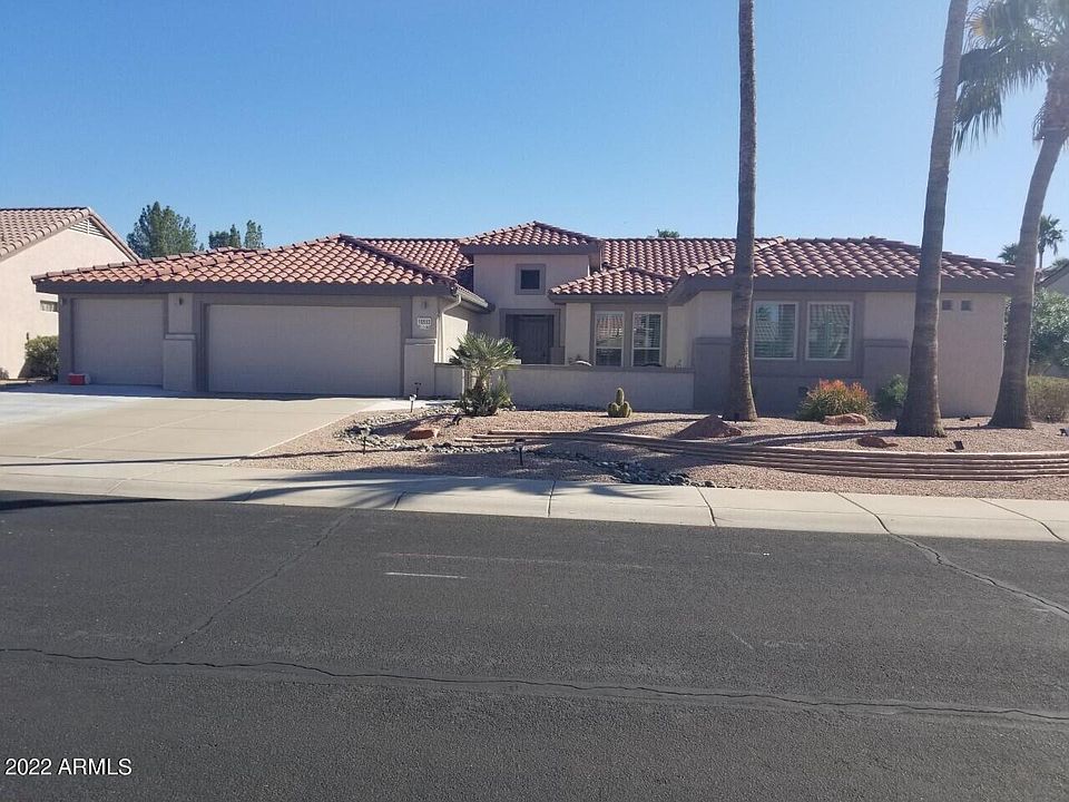 1st image of 15552 W Coral Pointe Dr