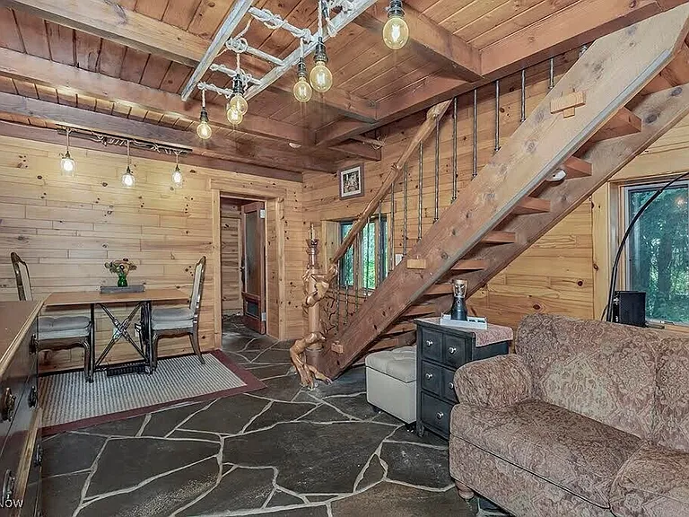 7020 S Woodland Rd — Photo 21