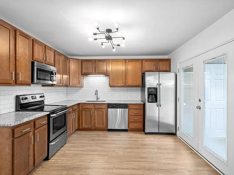 5600 Country Dr #316 — Photo 8