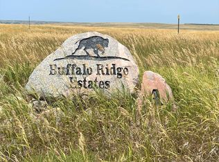 20490 Prairie Wind Pl, Fort Pierre, SD 57532