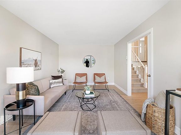 4th image of 714 Empire Avenue