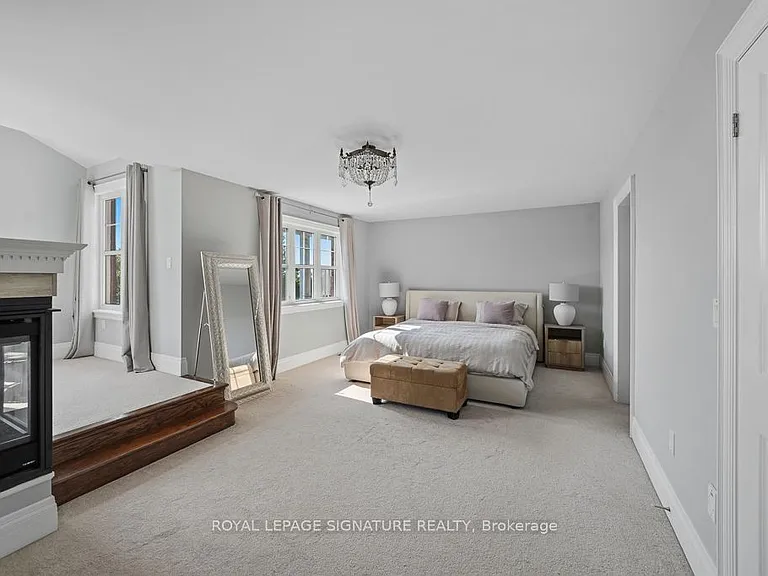 9 William Bowes Blvd — Photo 13