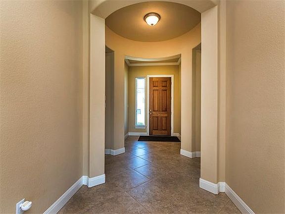 3rd image of 3116 Madisina Dr