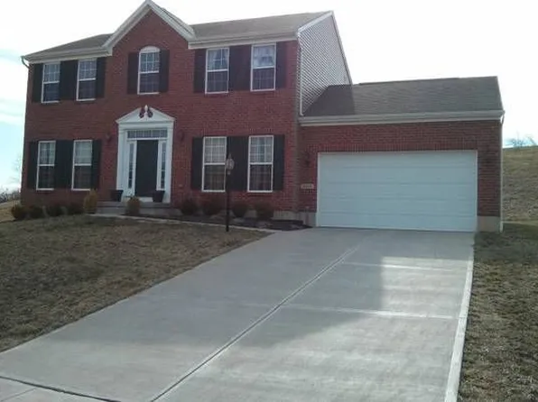 4915 Blue Meadow Ln, Cincinnati, OH 45251