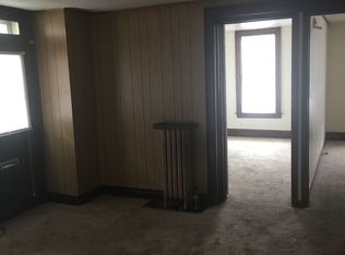 148 Pleasant St #B, Hanover, PA 17331