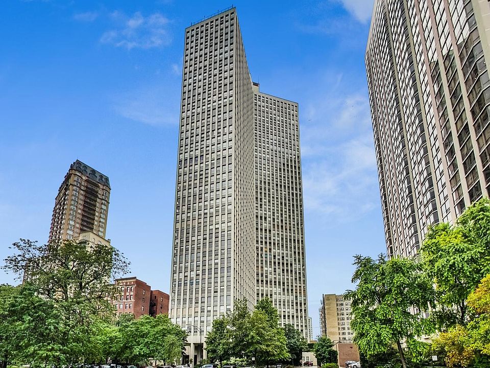 1st image of 2626 N Lakeview Ave #2710-12