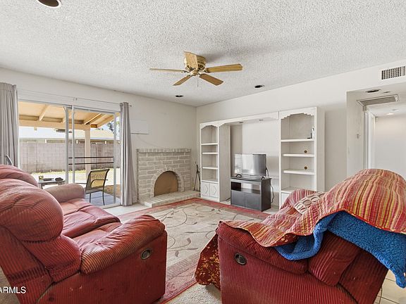 3rd image of 4401 W TURQUOISE Avenue