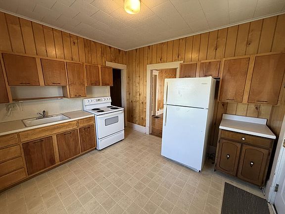 2nd image of 602/606 S Franklin St
