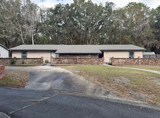 128 Cherokee Cir, Hinesville, GA 31313