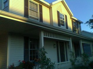 2589 Meadow Dr, Zeeland, MI 49464