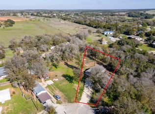 718 S Sky Ct, Granbury, TX 76049