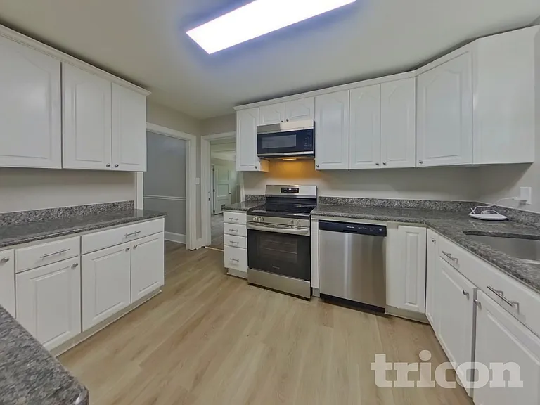 7511 Monroe Rd — Photo 7
