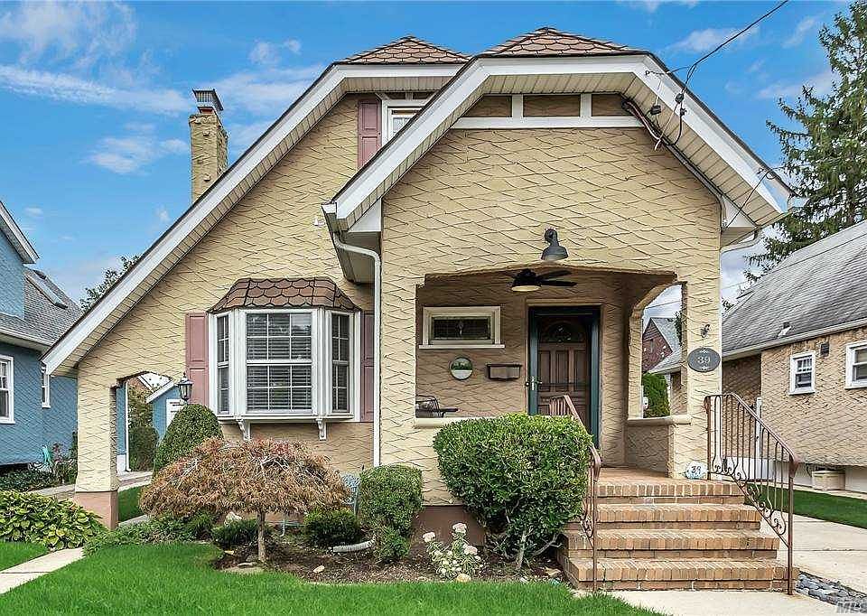1st image of 39 Beverly Ave