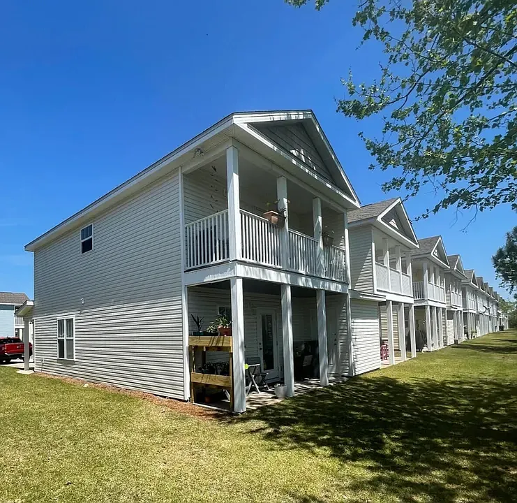2120 Sterling Cove Blvd