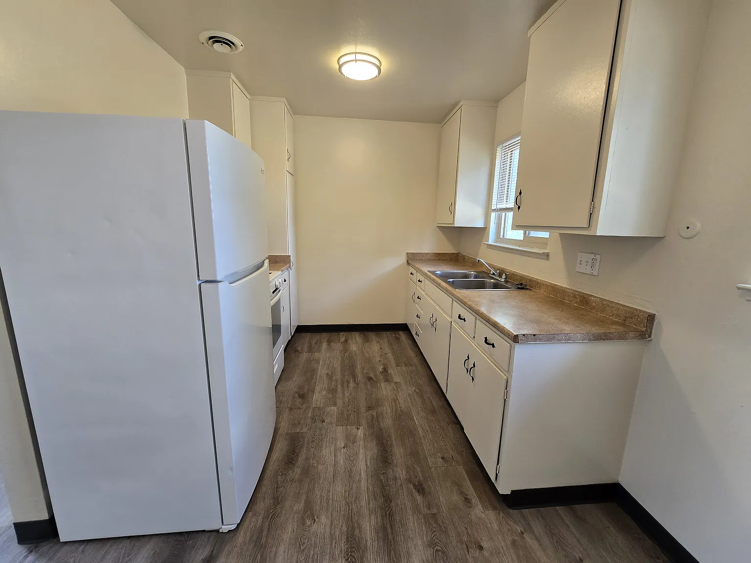 Main Street Apartments — Photo 3