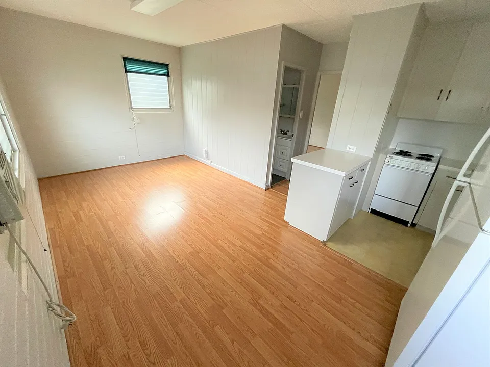 2908 Varsity Cir