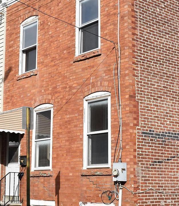 1st image of 410 Porter St