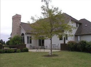 13747 Whitetail Ct, Bloomington, IL 61704