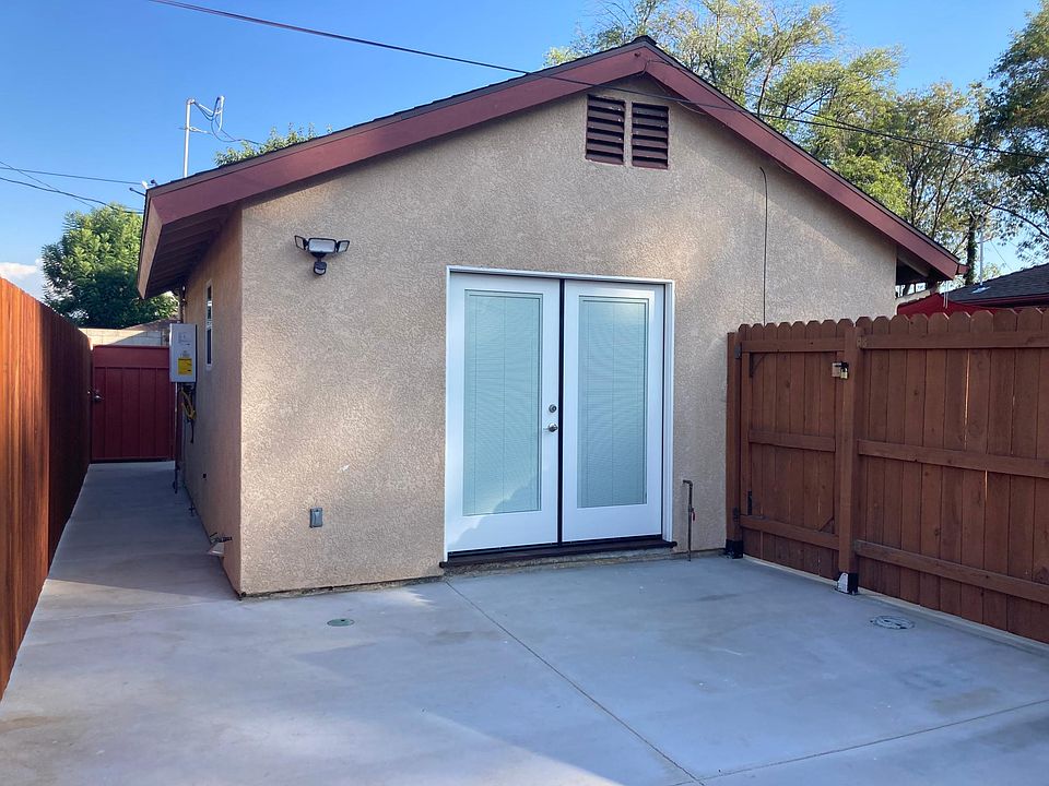 1st image of 2583 E 2nd St #2583