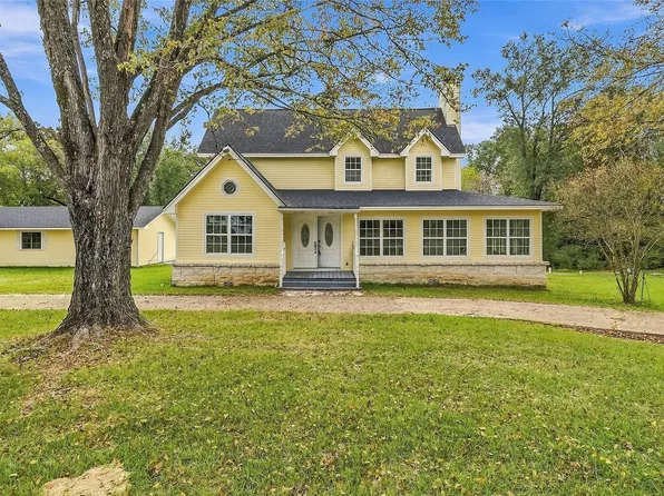 2604 Kashka Ln, Madisonville, TX 77864