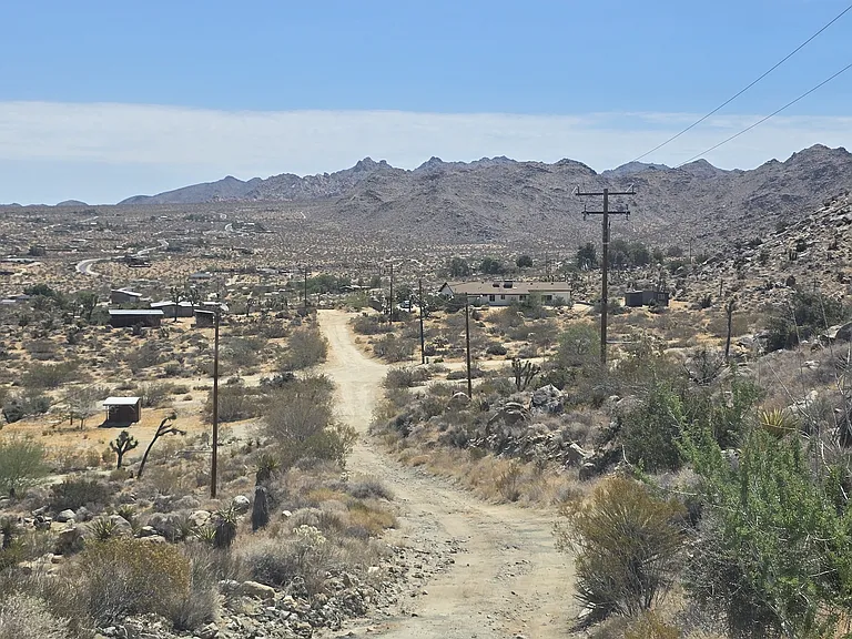 San Andreas Rd — Photo 26