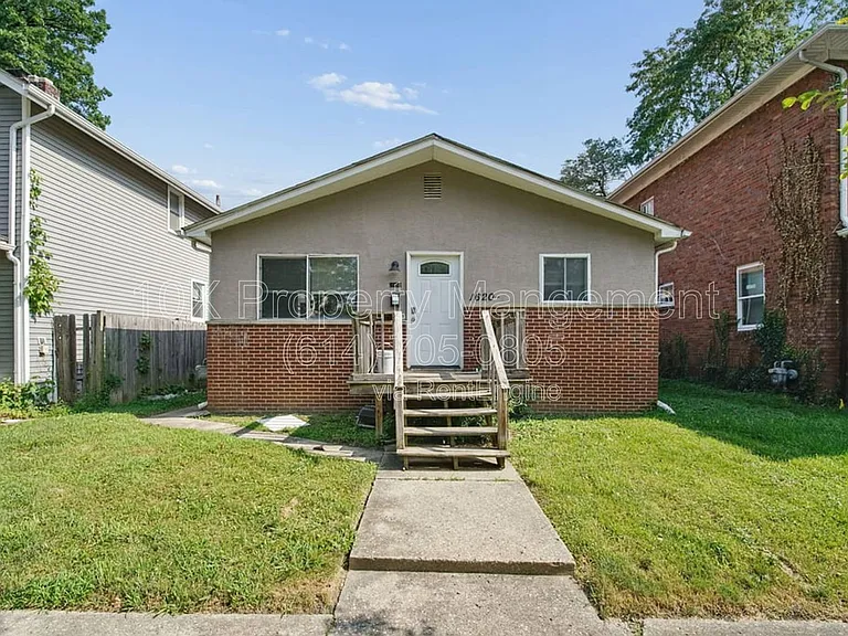 1620 Arlington Ave — Photo 2