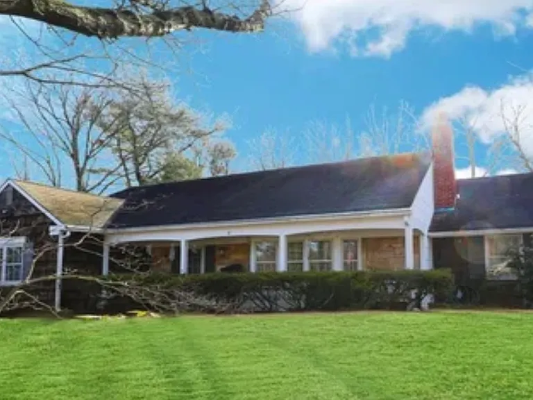 71 Barker Dr — Photo 1
