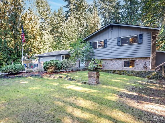 2nd image of 14517 105th Avenue Ct E