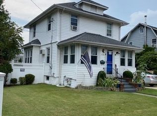 1988 Newbridge Rd, Bellmore, NY 11710