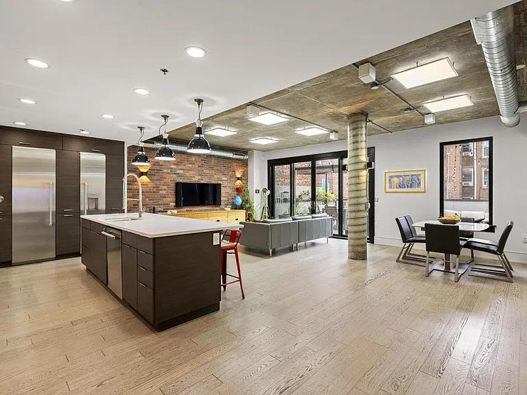 705 Clinton St #1 — Photo 1