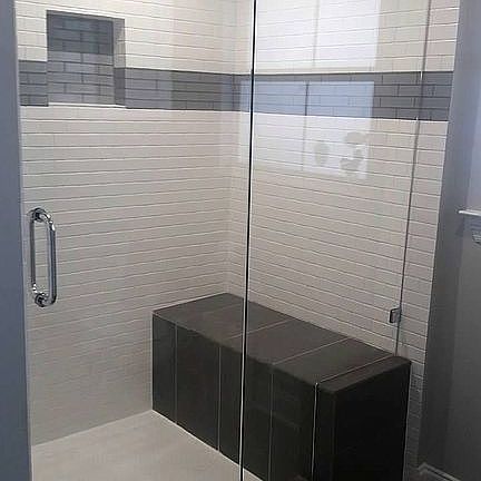 3rd image of 6040 Wetcreek Dr