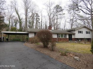 128 Newhaven Rd, Oak Ridge, TN 37830