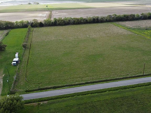 5th image of Jade Rd